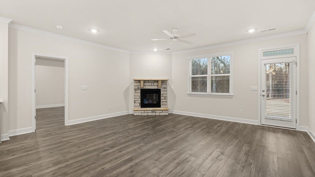 Representative unfurnished interior of a home built from the Marlene by D.R. Horton in Heritage Pointe, Senoia (Image 13).