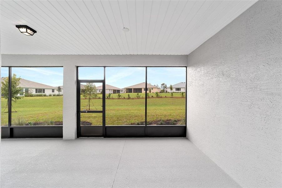 Exterior details and patio area of a home in , Ocala (Image 25).