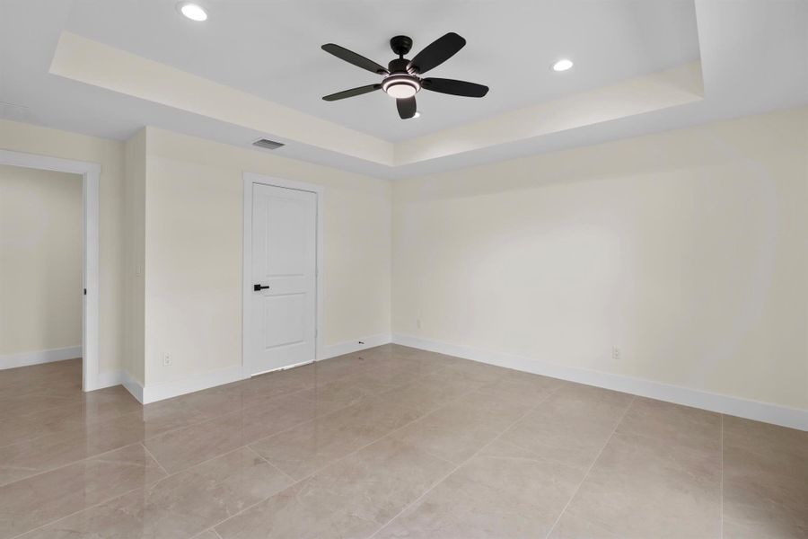 Spacious, unfurnished interior of a new home in , Fort Pierce (Image 55). Spacious, unfurnished interior of a new home in , Fort Pierce (Image 55).