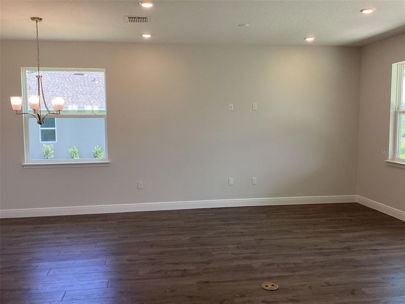 Spacious, unfurnished interior of a new home in , Ocala (Image 34).