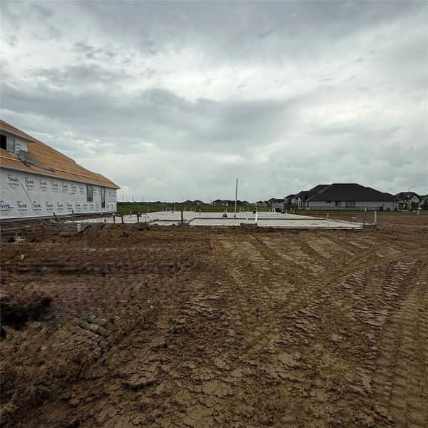 Site preparation for new homesites in Valencia, Manvel (Image 9).
