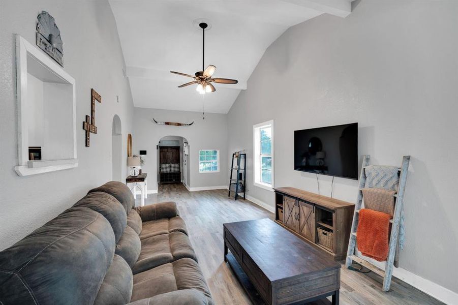 Furnished interior view inside a new home in , Cleburne (Image 8).