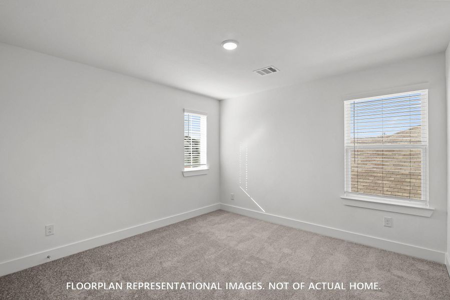 Spacious, unfurnished interior of a new home in Sorella, Tomball (Image 12).