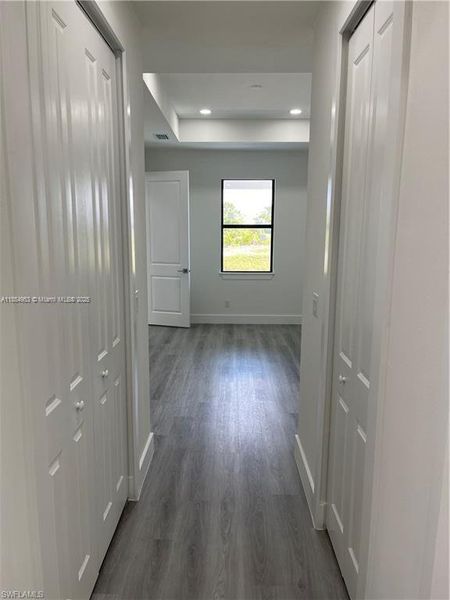 Spacious, unfurnished interior of a new home in , Lehigh Acres (Image 12).