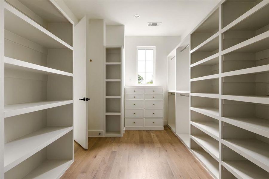 Spacious, unfurnished interior of a new home in , Dallas (Image 21). Spacious, unfurnished interior of a new home in , Dallas (Image 21).