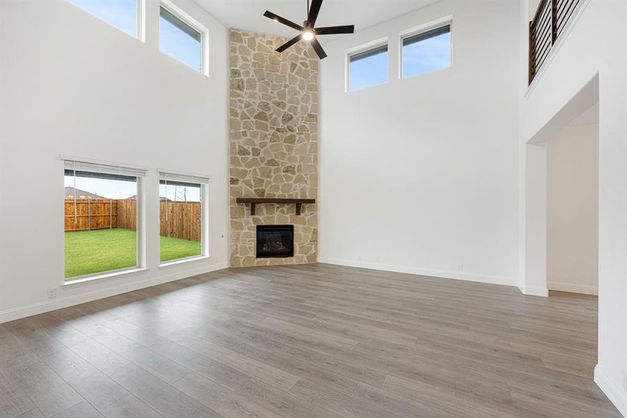 Spacious, unfurnished interior of a new home in East Oak Creek, Commerce (Image 26). Spacious, unfurnished interior of a new home in East Oak Creek, Commerce (Image 26).