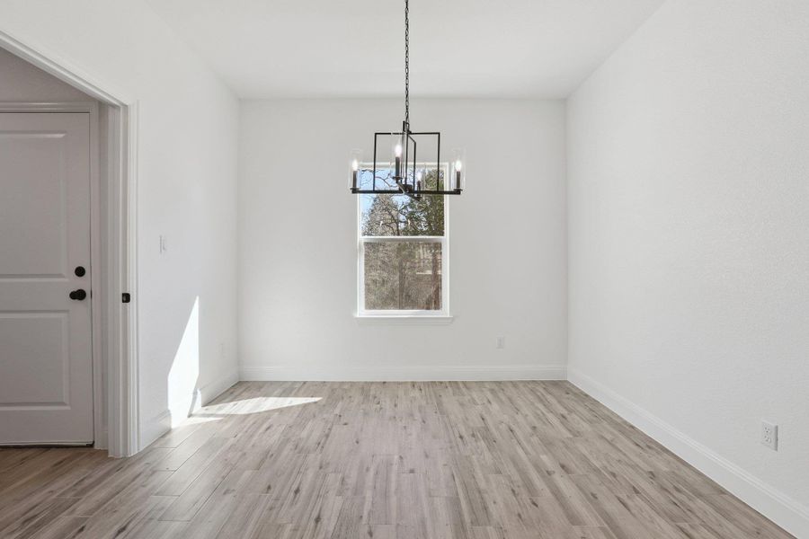 Spacious, unfurnished interior of a new home in , Elgin (Image 29).