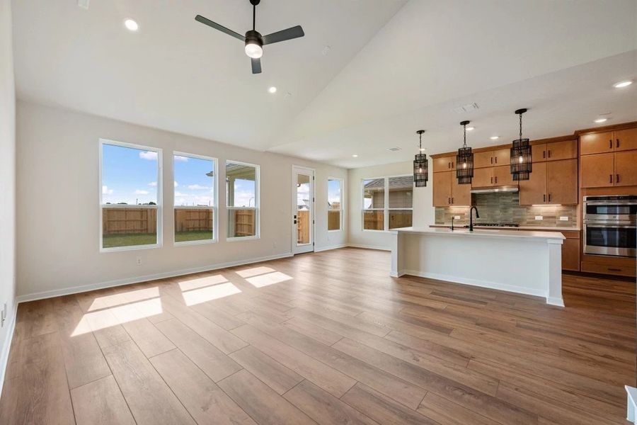 Spacious, unfurnished interior of a new home in The Trails at Carmel, Pflugerville (Image 13). Spacious, unfurnished interior of a new home in The Trails at Carmel, Pflugerville (Image 13).