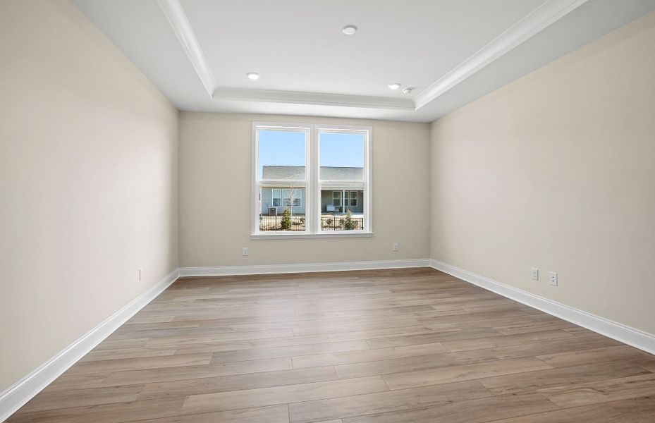 Spacious, unfurnished interior of a new home in Carolina Riverside, Belmont (Image 14).