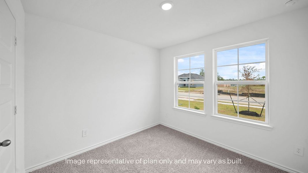 Spacious, unfurnished interior of a new home in Saratoga Crossing, Corpus Christi (Image 18).