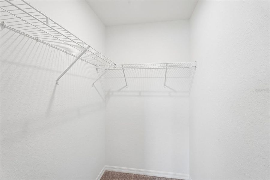 Spacious, unfurnished interior of a new home in Port Charlotte, Port Charlotte (Image 21).
