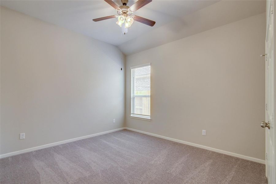 Spacious, unfurnished interior of a new home in River Ranch, Dayton (Image 11).