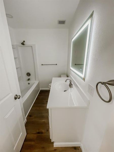 Image 31 of a home in .