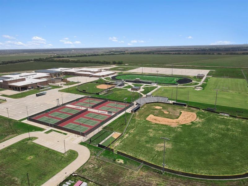 School that offers huge game fields, stadium, and more, for you kids to play their favorite sports!