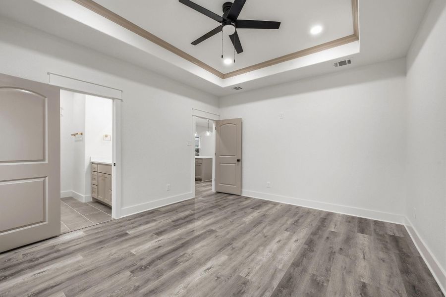 Spacious, unfurnished interior of a new home in , Bryan (Image 16).
