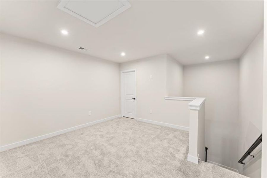 Spacious, unfurnished interior of a new home in Indigo Bay, Myrtle Beach (Image 21).
