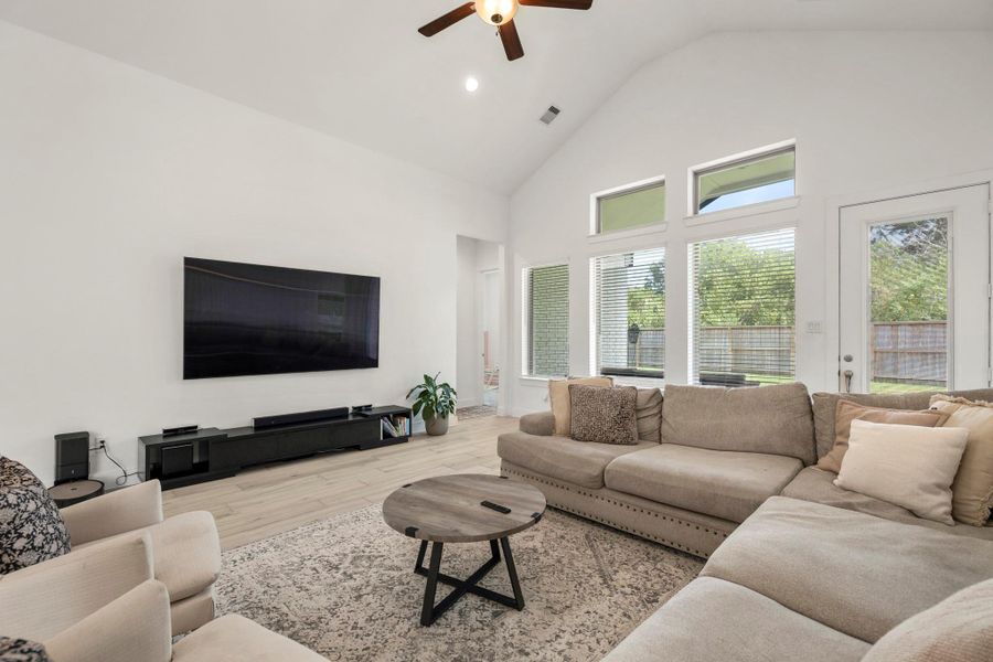 Whether it's a simple night in or entertaining family and friends, this home has ample open space for everyone to enjoy! This light and bright spacious living room is the perfect layout for entertaining or just relaxing! Whether it's a simple night in or entertaining family and friends, this home has ample open space for everyone to enjoy! This light and bright spacious living room is the perfect layout for entertaining or just relaxing!