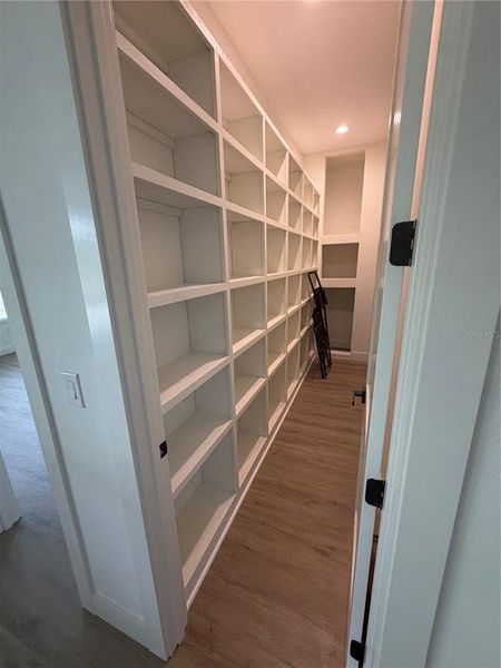 Spacious, unfurnished interior of a new home in , Altamonte Springs (Image 19). Spacious, unfurnished interior of a new home in , Altamonte Springs (Image 19).
