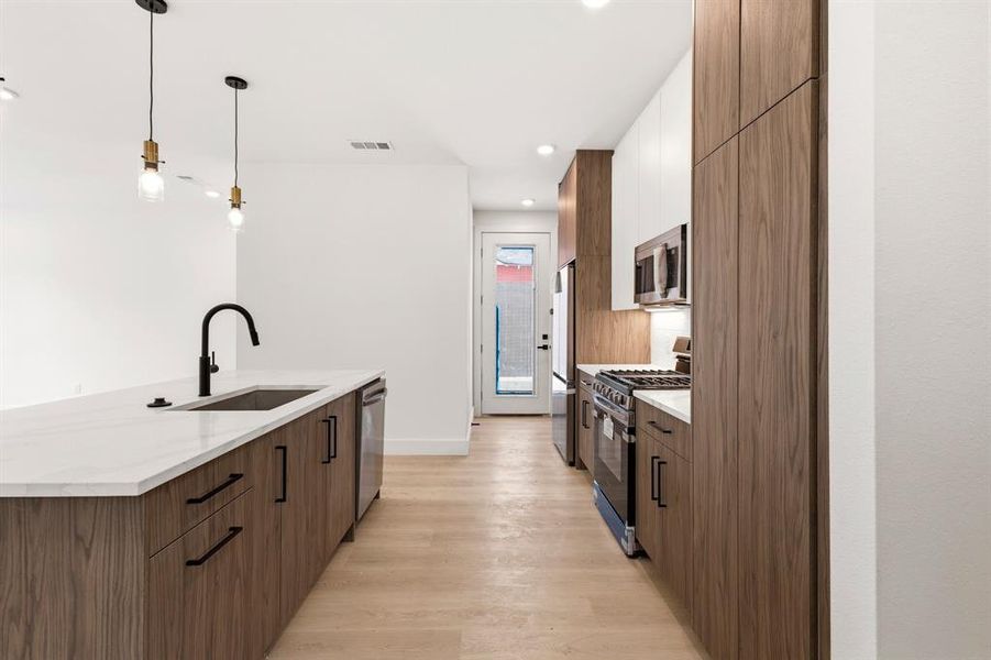 Furnished interior view inside a new home in , Dallas (Image 7).