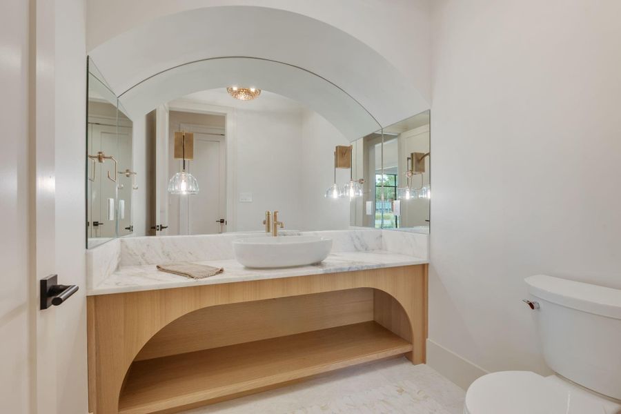 Furnished interior view inside a new home in , Bryan (Image 8).