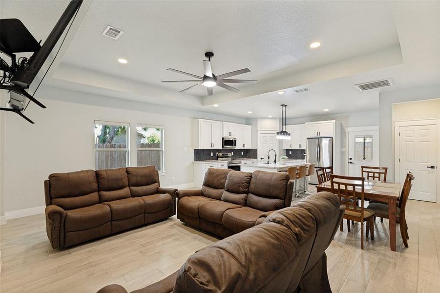 Furnished interior view inside a new home in , Fort Worth (Image 6). Furnished interior view inside a new home in , Fort Worth (Image 6).