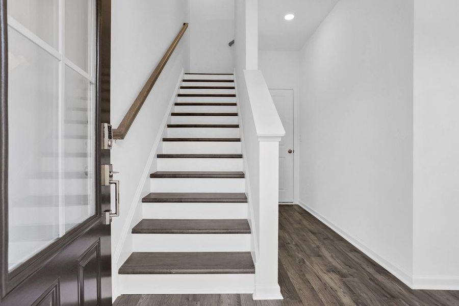 Image 28 of a home in Somerset at Veterans Memorial.