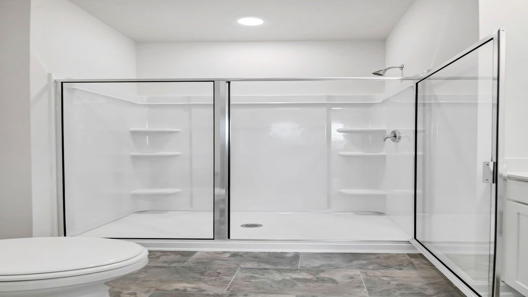 Representative unfurnished interior of a home built from the CAMERON by D.R. Horton in Mulberry Landing, Orangeburg (Image 20).