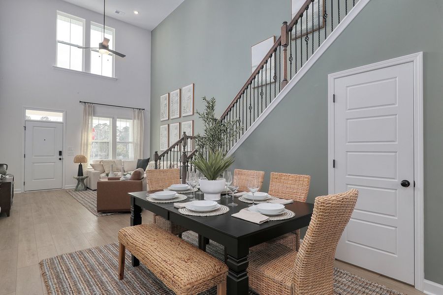 Furnished interior view inside a new home in Bally Castle, Murrells Inlet (Image 9).