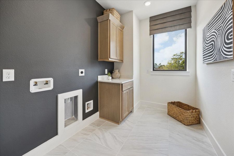 Furnished interior view inside a new home in Caywood Place, Houston (Image 12). Furnished interior view inside a new home in Caywood Place, Houston (Image 12).