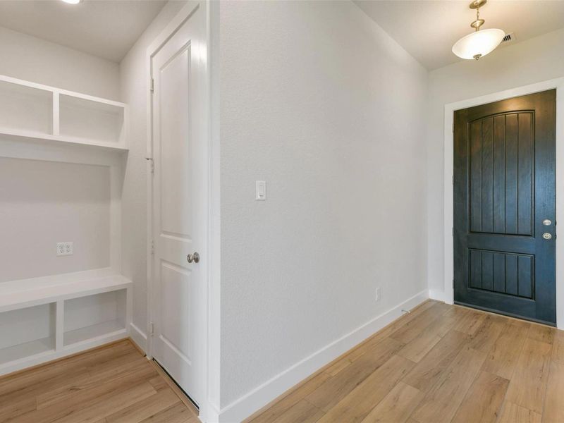 Spacious, unfurnished interior of a new home in Lago Mar, Texas City (Image 23). Spacious, unfurnished interior of a new home in Lago Mar, Texas City (Image 23).