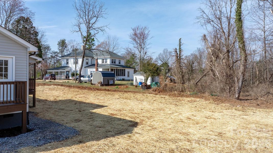Exterior details and patio area of a home in , Morganton (Image 23).