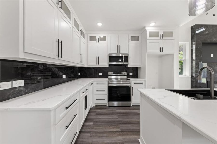 Furnished interior view inside a new home in , Dallas (Image 3). Furnished interior view inside a new home in , Dallas (Image 3).