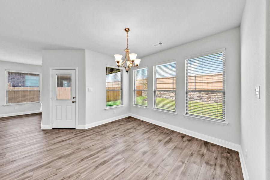 Spacious, unfurnished interior of a new home in Summerwood, Red Oak (Image 20). Spacious, unfurnished interior of a new home in Summerwood, Red Oak (Image 20).