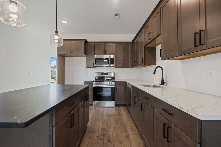 Representative furnished interior of a home built from the Fontaine Townhome by Parkside Builders in The Parks of Mill Town, Chattanooga (Image 20).