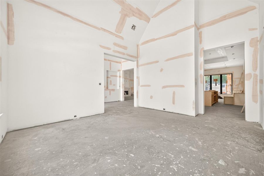 Dining room will display vaulted ceilings fitted with deco beams.