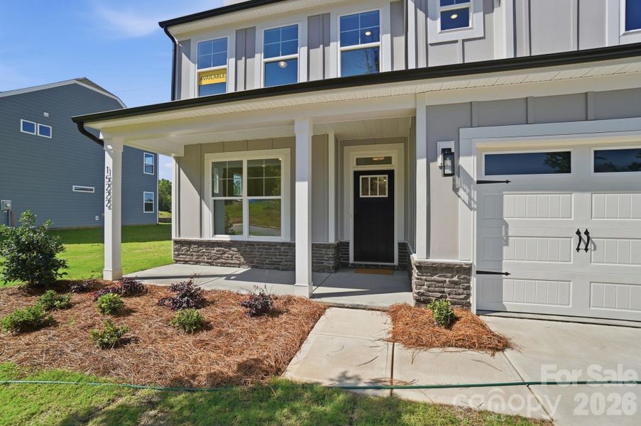Homesite 88 features a Davidson V floorplan