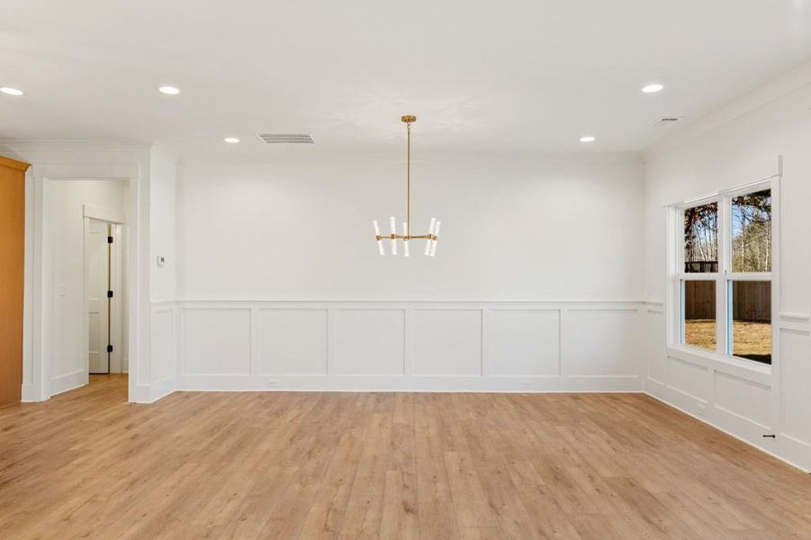 Spacious, unfurnished interior of a new home in Hillshire, Cumming (Image 11).
