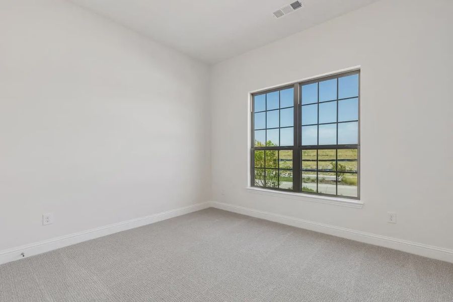 Spacious, unfurnished interior of a new home in Talia, Mesquite (Image 15).