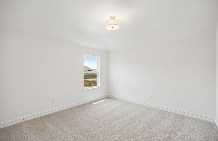 Spacious, unfurnished interior of a new home in Pinnacle at Legacy Hills, Celina (Image 26).