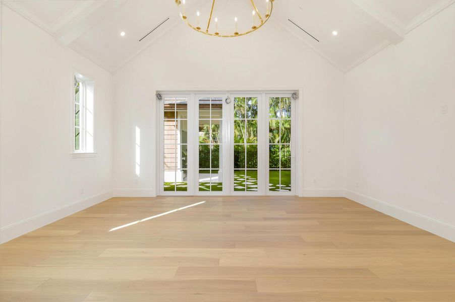 Spacious, unfurnished interior of a new home in , West Palm Beach (Image 25).