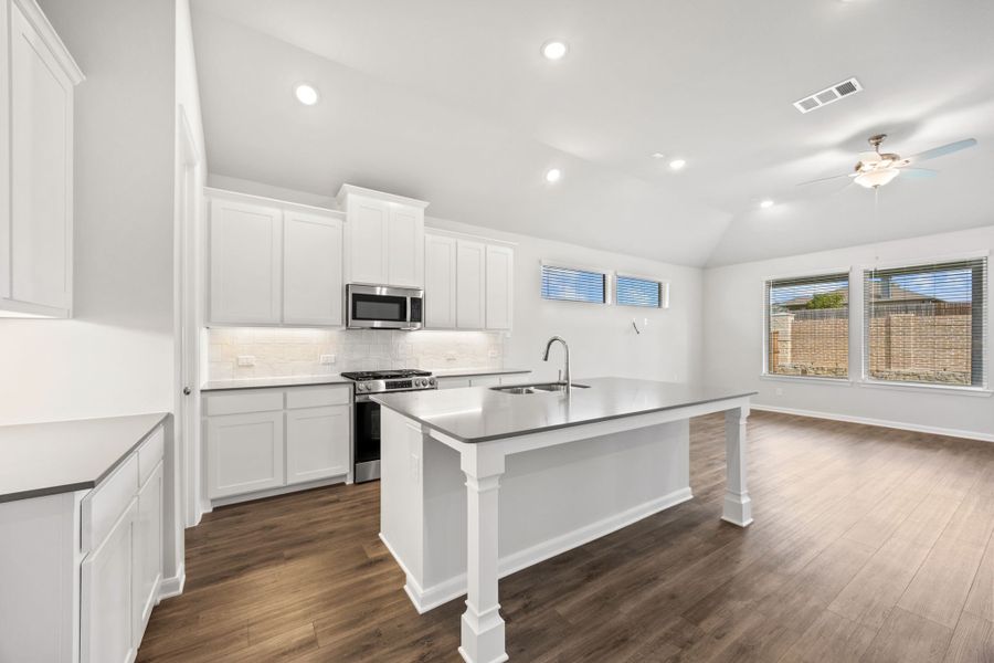 Representative furnished interior of a home built from the Nash by Cambridge Homes in Ribbonwood, Aubrey (Image 8).