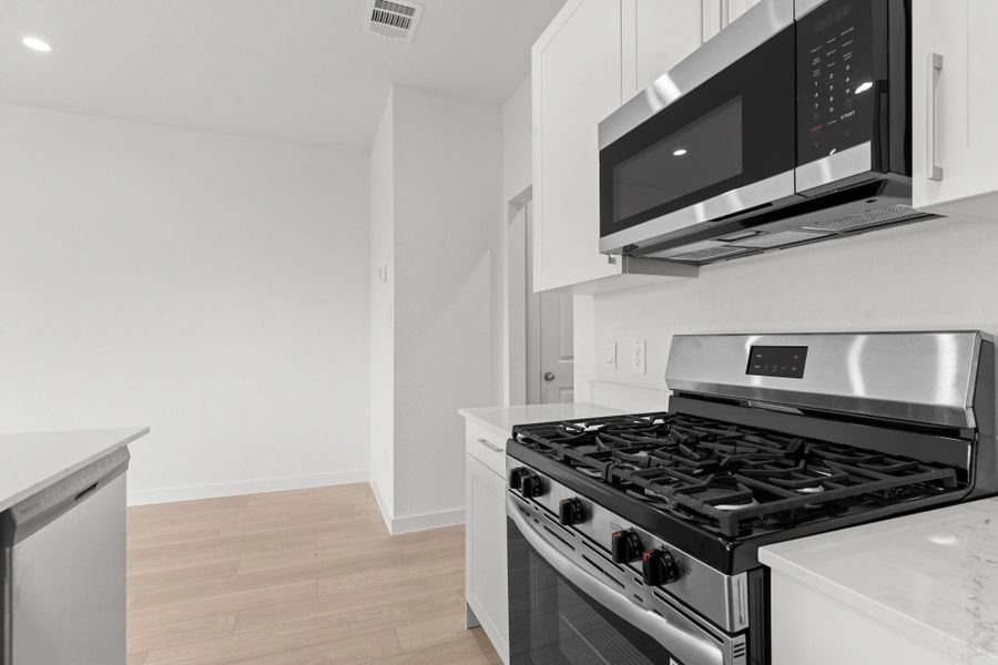 *Images and 3D tour are for illustration only and options may vary from home as built.