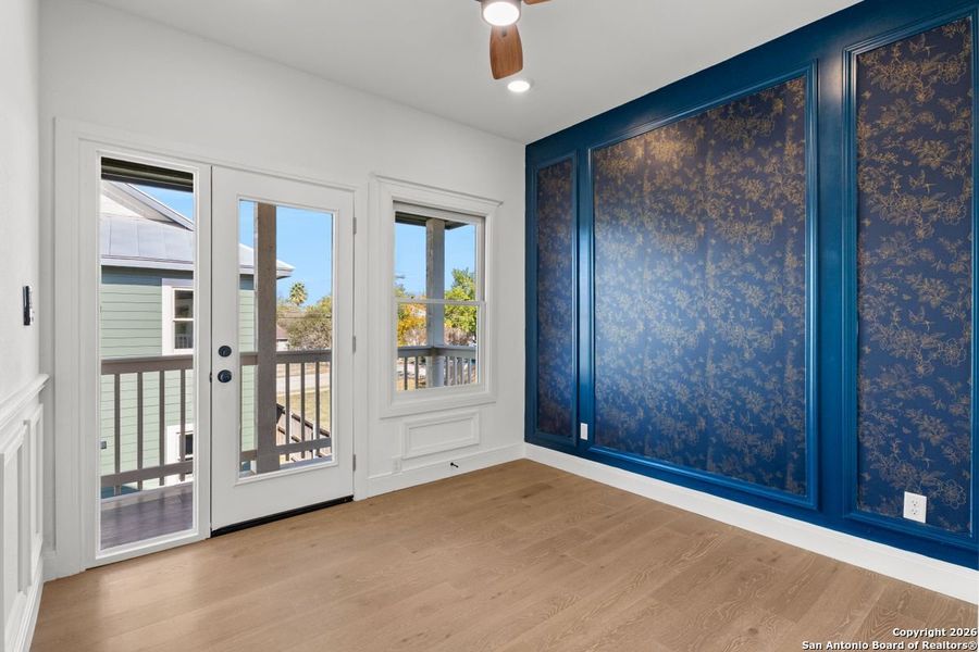 Spacious, unfurnished interior of a new home in , San Antonio (Image 22).