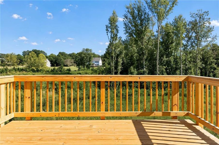 Exterior details and patio area of a home in Millers Pointe, Conyers (Image 19).