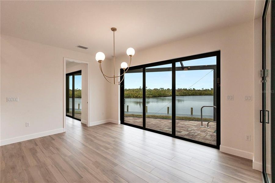 Spacious, unfurnished interior of a new home in , Port Charlotte (Image 35).