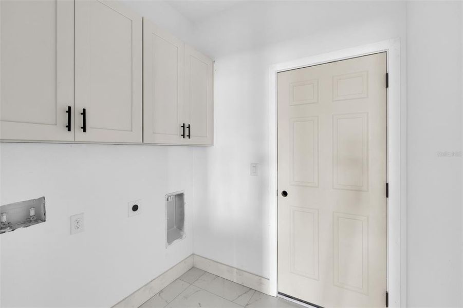 Spacious, unfurnished interior of a new home in , Port Charlotte (Image 12). Spacious, unfurnished interior of a new home in , Port Charlotte (Image 12).