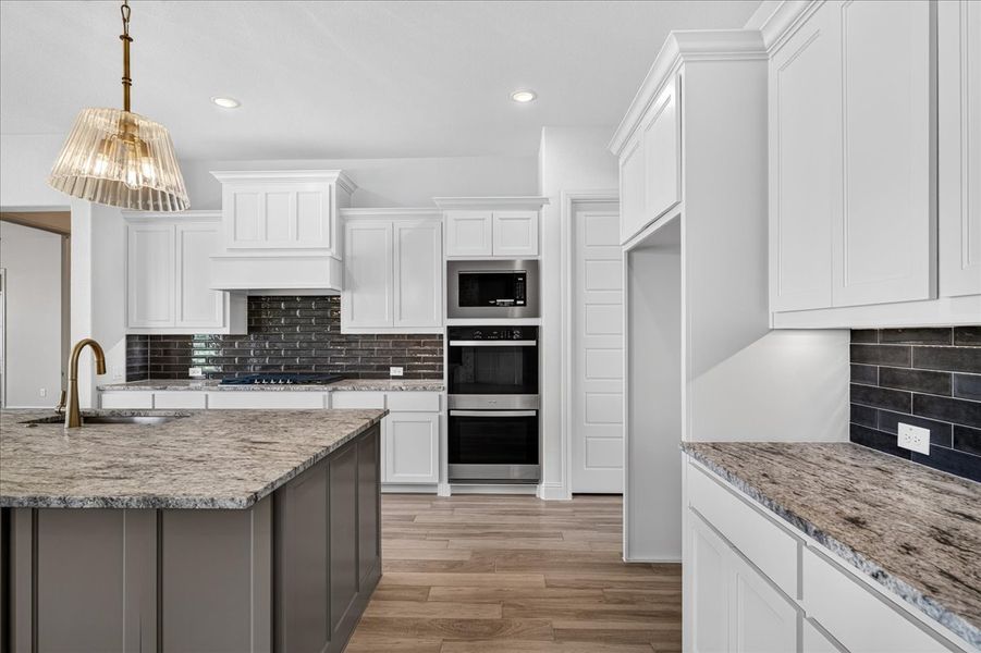 Furnished interior view inside a new home in Brock Heights, Brock (Image 12).