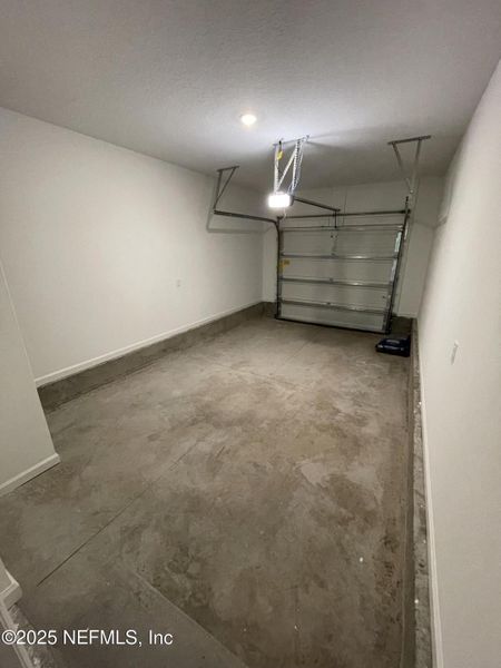 Image 18 of a home in .