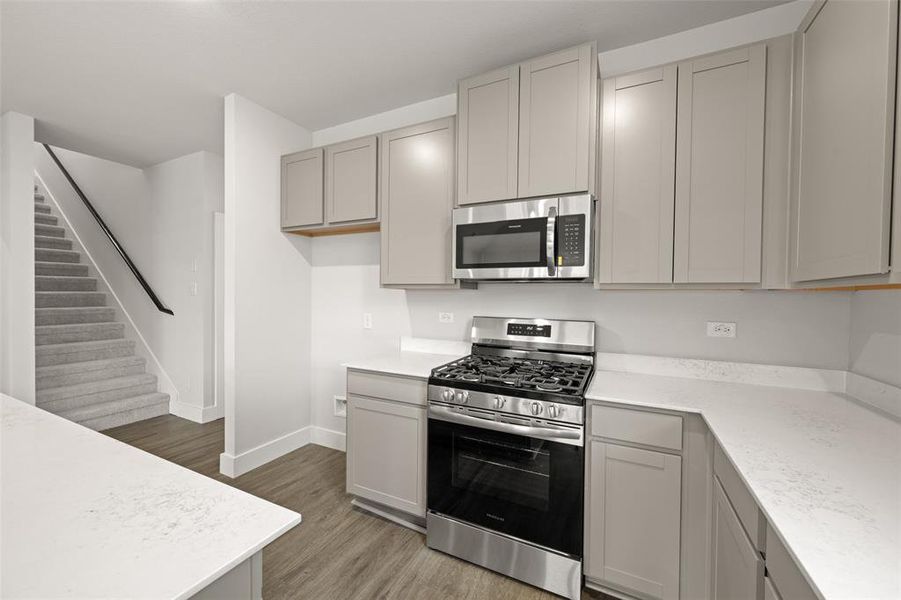 6728 Rockshire- Kitchen-4