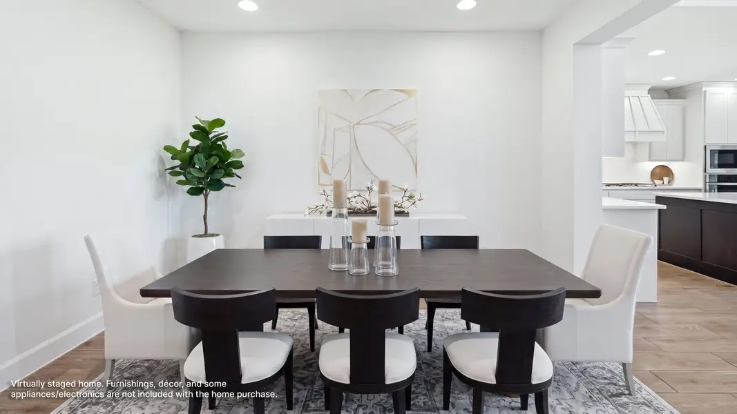 Furnished interior view inside a new home in Eliana, McKinney (Image 7).